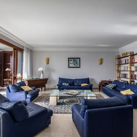 Front De Hyper Centre