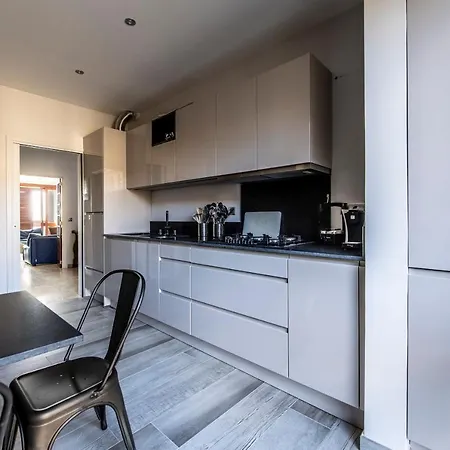 Front De Hyper Centre Apartment