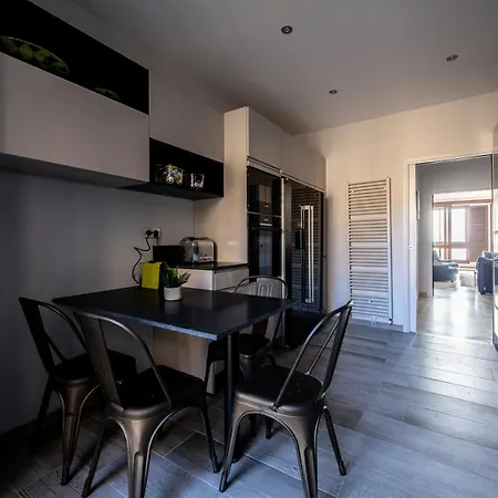 Apartment Front De Hyper Centre *