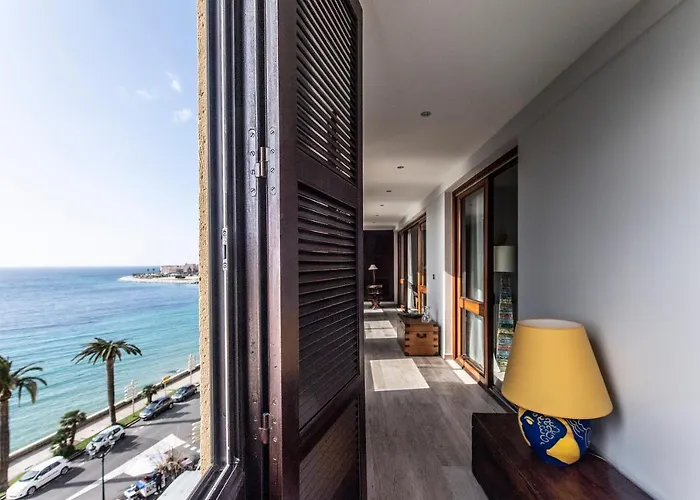 Front De Hyper Centre