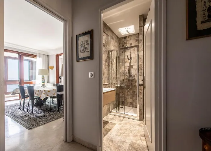 Front De Hyper Centre Apartment