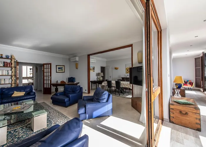 Front De Hyper Centre Ajaccio (Corsica)